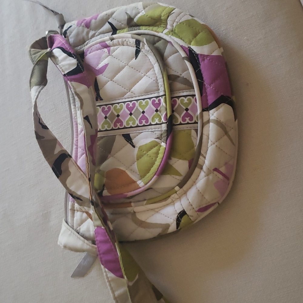 Vera Bradley "like" ? ( tag must have been removed)